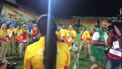 JO de Rio : Demande en mariage sur un terrain de rugby