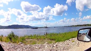 Волга-корабли, и старый мост/Volga-ships and the old bridge.