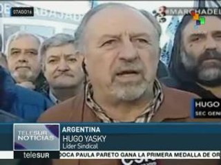 Sindicatos argentinos exigen al pdte. cambie de rumbo al país