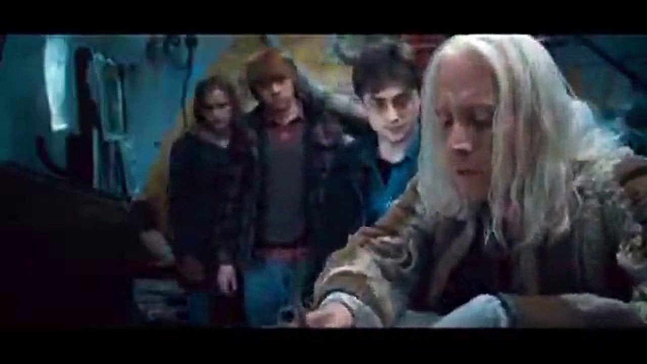 Harry Potter et Les Reliques de la Mort : 1ere Partie VOST - Ext 4