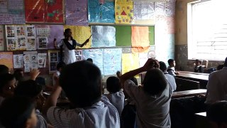 Student Leaders of Teach For India teaching  non-TFI classrooms