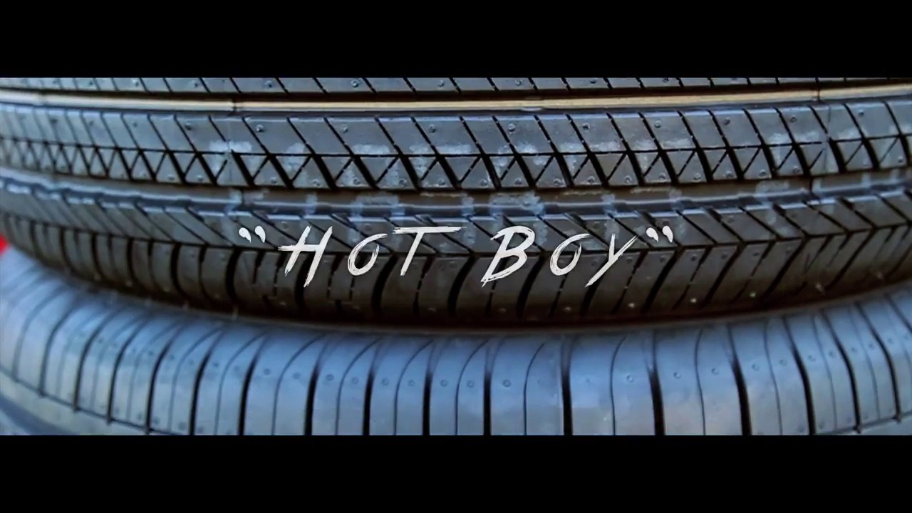 The Mekanix feat Stevie Joe, Beeda Weeda & Bandaide "Hot Boy"