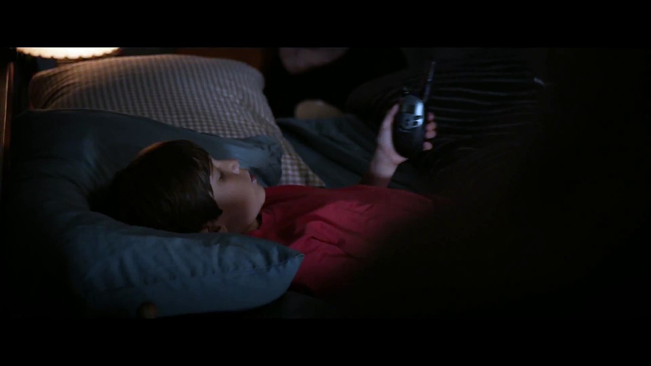 Dark Skies - Extrait VOST