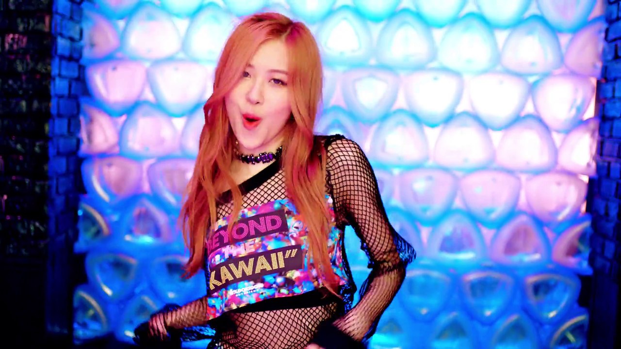 BLACKPINK - '붐바야' (BOOMBAYAH) MV