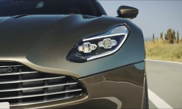 VÍDEO: Aston MArtin DB11 al detalle y en movimiento