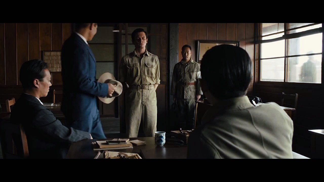 Invincible - Extrait (4) VO