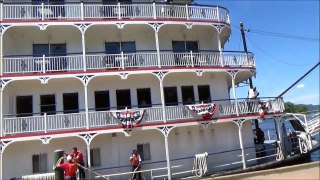 Queen of The Mississippi Riverboat Taking Off From Riverside Park 8- 8- 16