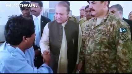 Pakistan'da hastane kana bulandı: 70 ölü