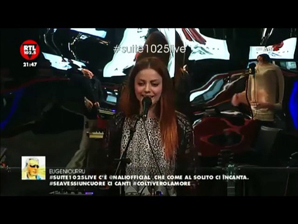 nali  parla al telefono con me in diretta su rtl 102.5 ospite di suite il 12.05.16