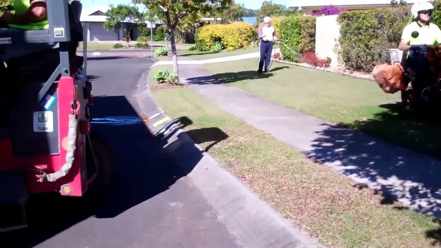 HOW WE DELIVER LAWN TURF | Sunshine Coast | Daleys Turf