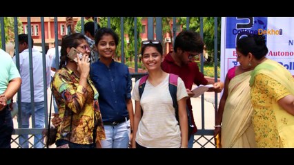 Seniors se Pucho - Life at the DU Campus | www.collegedekho.com