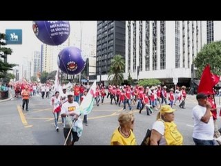 Centrais sindicais do País fazem passeata em SP