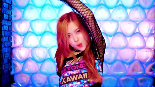 BLACKPINK - '붐바야'(BOOMBAYAH) M_V