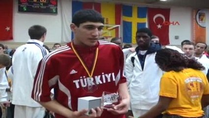 Download Video: Enes Kanter İn Arşiv Görüntüleri