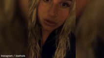 Kesha pleads fans to find her stolen jacket for concert