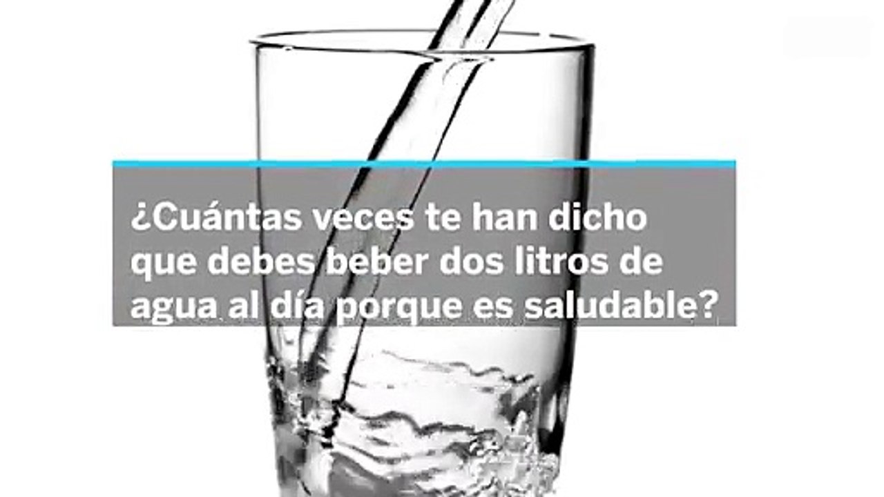 ¿Es necesario beber dos litros de agua al día?