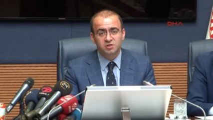 Dışişleri Komisyonu Başkanı Taha Özhan TBMM'de Basın Toplantısı Düzenledi 5 -
