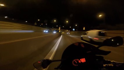 Ghost rider : Ce motard qui fonce à 290 km/h !