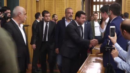 Demirtaş: "Yenikapı'da İnsanların Bir Araya Gelmesi O Duygu Birlikteliğini Yaşaması Son Derece...