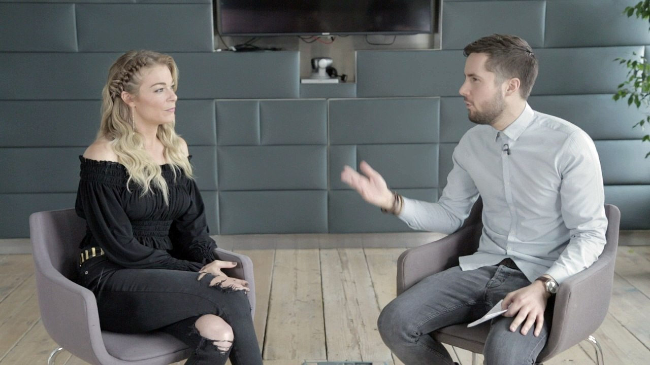 LeAnn Rimes talks Coyote Ugly & her new album