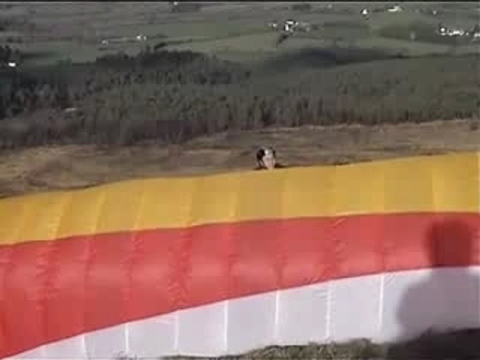 Parapente vol Quoc Ménez-Hom bretagne