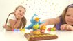 Развивающие игры для детей Ксюша, Настя (Капуки дети и родители) и Попугай на Плоту