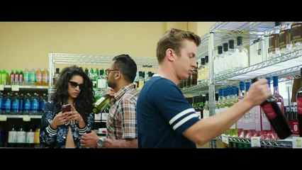 The Girl in the Photographs (2015) Fragman