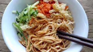 Taiwanese Cold Noodles with Peanut Sauce |  Liang Mian 凉面