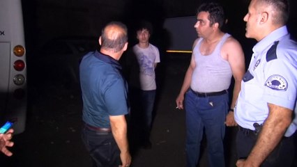 DUVAR ÇÖKTÜ ARABALAR HURDAYA DÖNDÜ