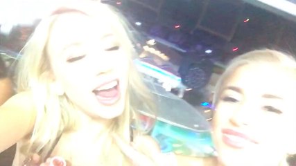 CRAZY GIRLS IN VEGAS!