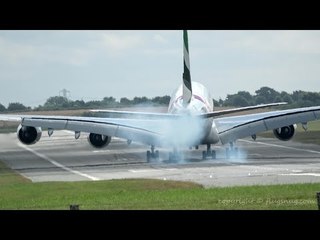 Plane Cleverly Lands at Birmingham Airport in Tough Crosswind
