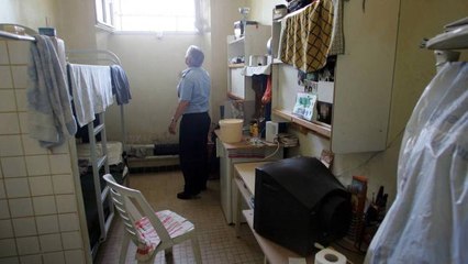 Youv parle de l'engrenage de la prison