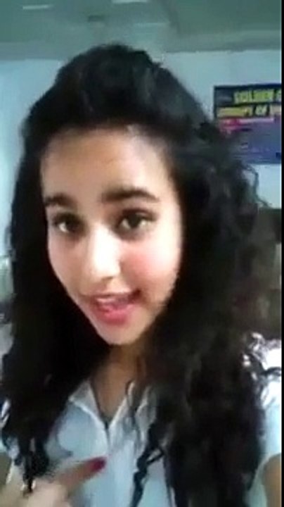 Cute Girl Punjabi Girl Singing Awesome Voice - [EntertainmentOfficial]