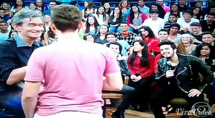 Menino imitando Luan Santana -altas horas 26/04/15