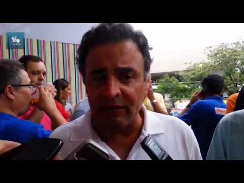 Aécio fala em herança maldita de Dilma