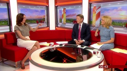 Louise Minchin - 15/06/15