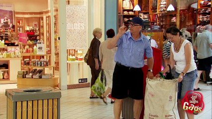 Lazy Mailman FAILS at His Job !