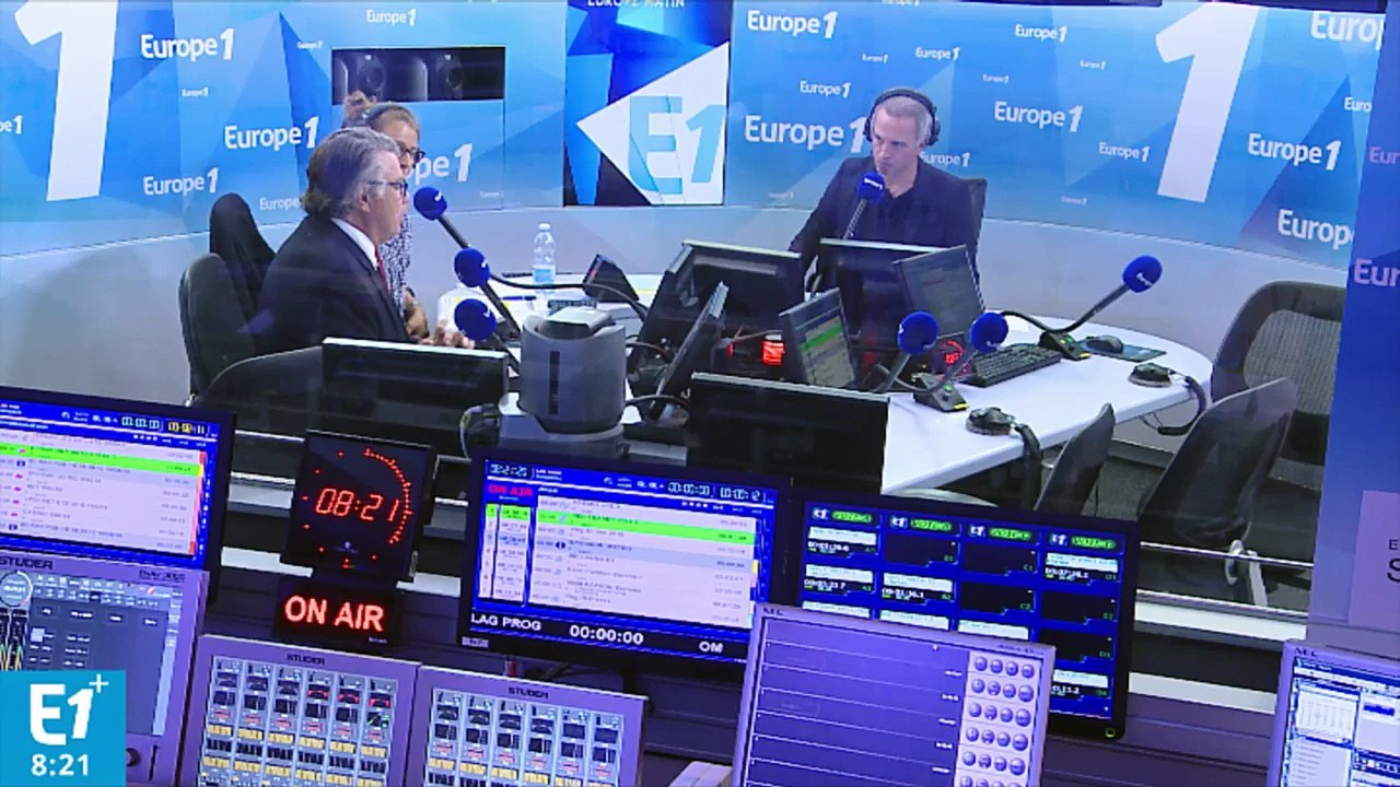 Gilbert Collard (FN) : "le silence de Marine Le...