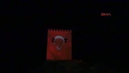 Şile Kalesi'ne Türk Bayrağı Yansıtıldı