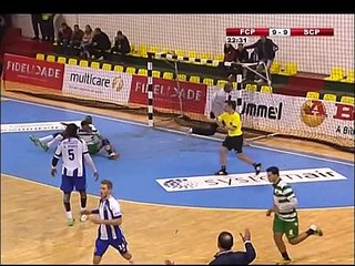 Tải video: Andebol: FC Porto-Sporting, 29-28 (Supertaça, 20/12/14)