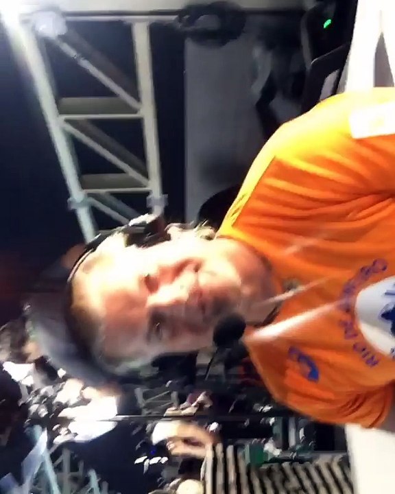 JO2016 - La blague odorante de Philippe Lucas sur les lunettes d'Alexandre Boyon