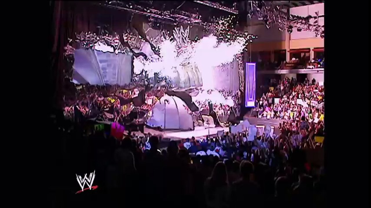 The SmackDown Fist! - WWE Warehouse - Ep. #2[ShareTV]