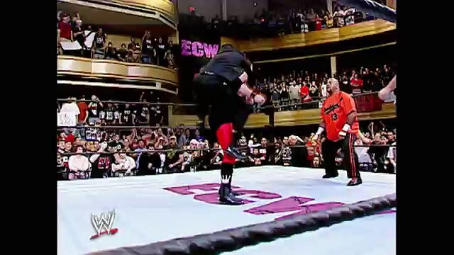 Joey Styles helps Tazz defeat Jerry Lawler- ECW One Night Stand 2005[ShareTV]