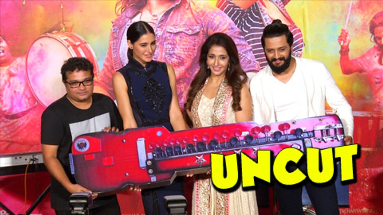 Nargis Fakhri And Reteish Deshmukh LIVE Drum Pe...