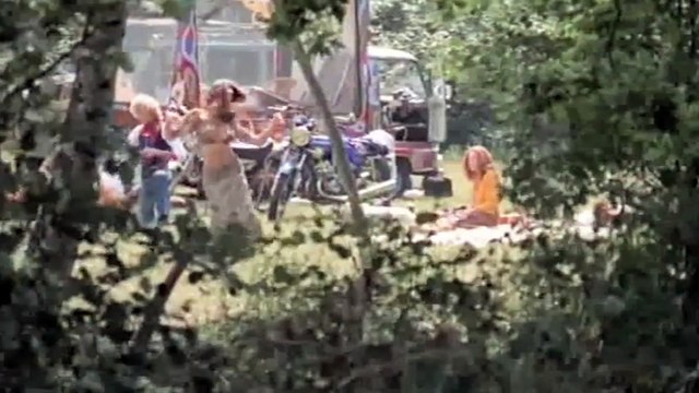 Quelques Messieurs Trop Tranquilles - VF