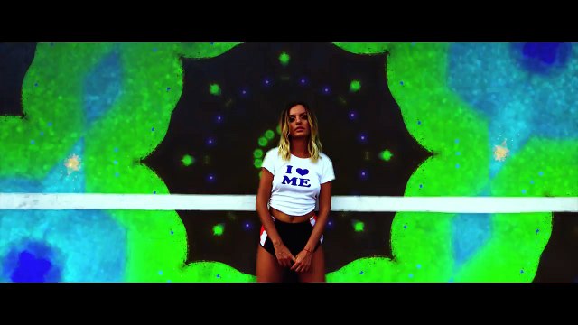 Criss Blaziny feat. Alexandra Stan - Au gust zilele