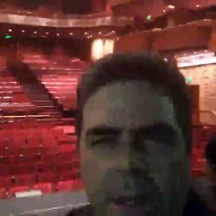 [hd] Kim compartilhou o live video de Catedral.