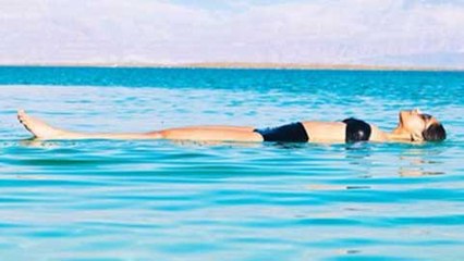 Sonam Kapoor Flaunts BLACK BIKINI | Hot or Not ?