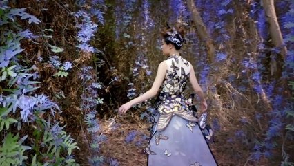 Hoàng Thùy Linh - Bánh Trôi Nước (Woman)