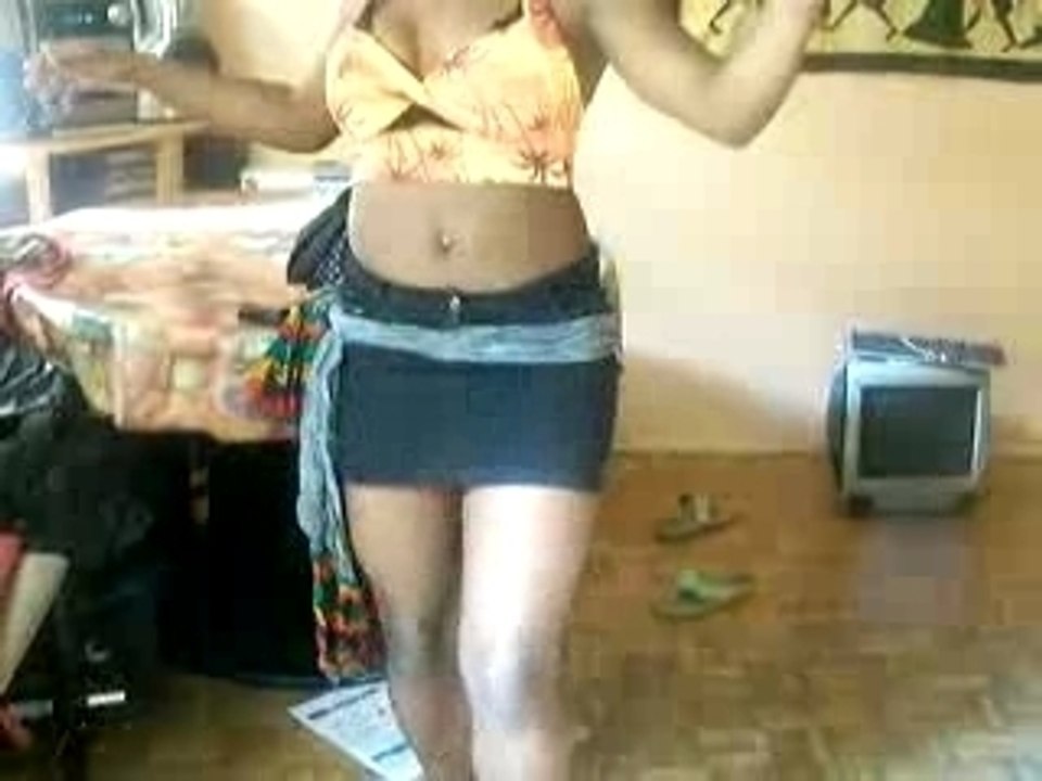 moi entr1 de danser l'orientale